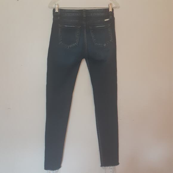 Kancan Jeans Womens 7/27 Distressed Raw Hem Mid Rise Medium Wash - Picture 7 of 11